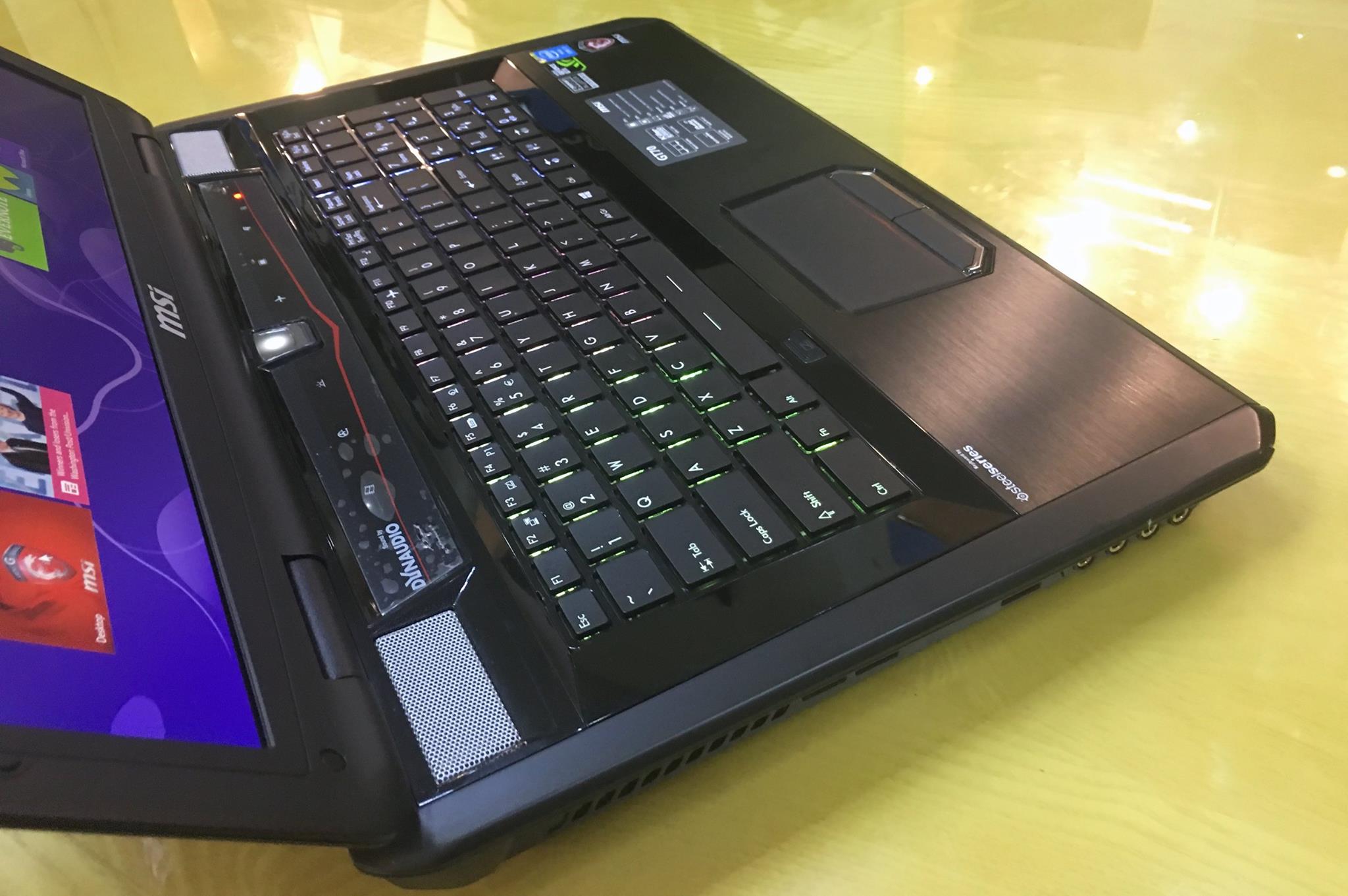 Laptop MSI G Series GT70 2OD-6.jpg